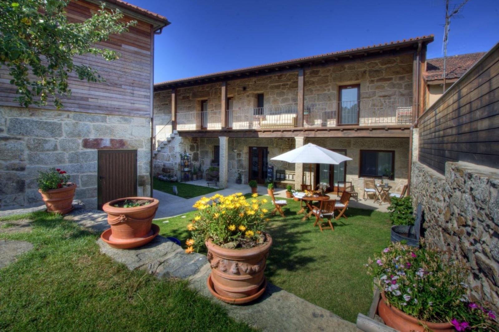 Gasthaus Casa Ramiras O Viso Exterior foto