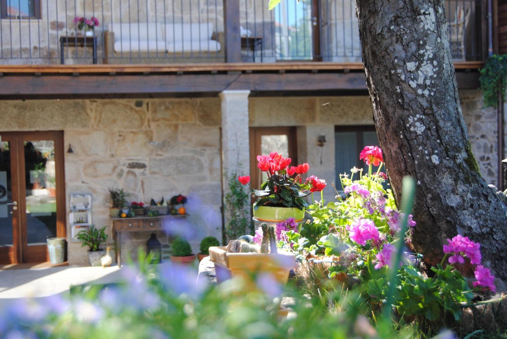 Gasthaus Casa Ramiras O Viso Exterior foto